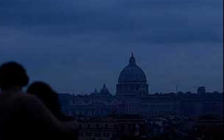 Picture of Vatican during Italy wide power cut of September 2003
